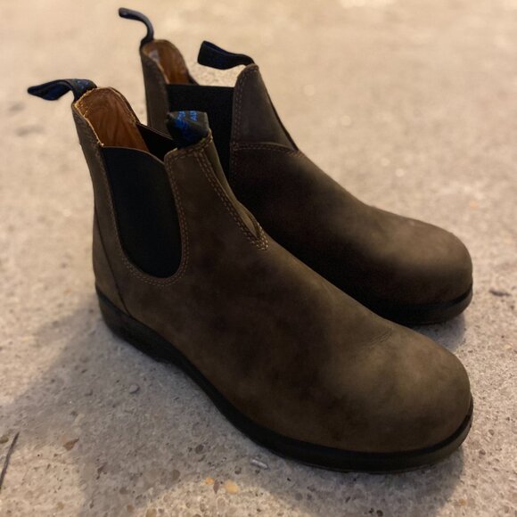 NWOT Blundstones Men's All-Terrain Thermal Chelsea Boots - Rustic Brown - Picture 1 of 4